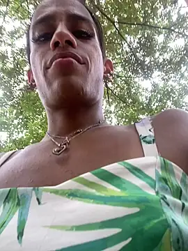 AlexaWarner online show from 04-27-26, 06:06