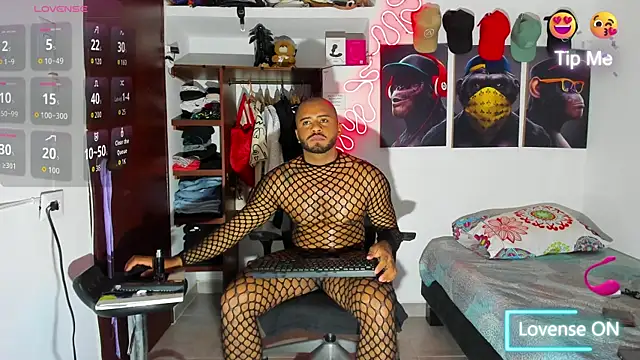 Snapshot of Hardboy_latin chatting on 11-09-25, 01:59 Hardboy latin online show from 11-09-25, 01:59