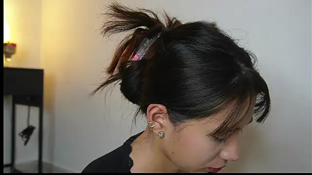 Snapshot of AlessiaVix chatting on 03-02-25, 04:21 AlessiaVix online show from 03-02-25, 04:21