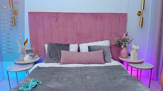 MilaVoxx online show from 12-06-24, 06:04