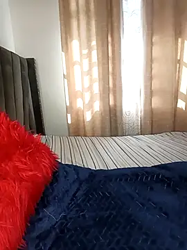 Snapshot of Golden_diver chatting on 11-05-25, 06:24 Golden diver online show from 11-05-25, 06:24