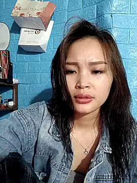 Snapshot of vatb chatting on 12-05-24, 05:15 vatb online show from 12-05-24, 05:15