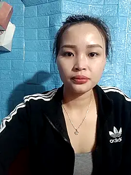 Snapshot of vatb chatting on 12-16-24, 01:21 vatb online show from 12-16-24, 01:21