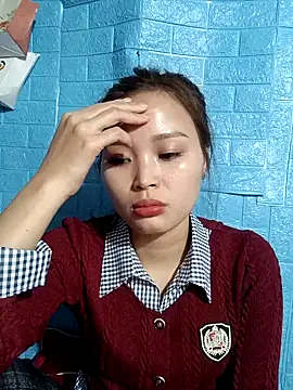 Snapshot of vatb chatting on 12-19-24, 09:29 vatb online show from 12-19-24, 09:29