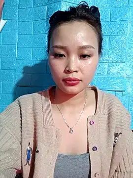 Snapshot of vatb chatting on 12-20-24, 02:16 vatb online show from 12-20-24, 02:16