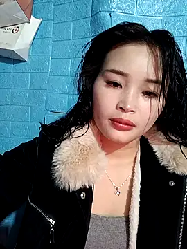 Snapshot of vatb chatting on 02-14-25, 01:34 vatb online show from 02-14-25, 01:34