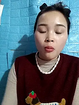 Snapshot of vatb chatting on 02-19-25, 08:12 vatb online show from 02-19-25, 08:12