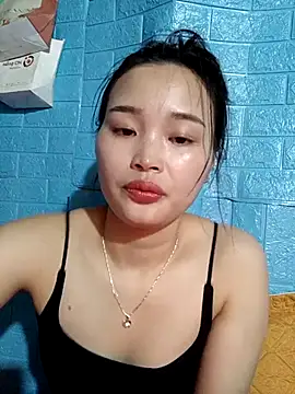 Snapshot of vatb chatting on 02-23-25, 02:07 vatb online show from 02-23-25, 02:07