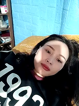 Snapshot of vatb chatting on 02-26-25, 02:15 vatb online show from 02-26-25, 02:15