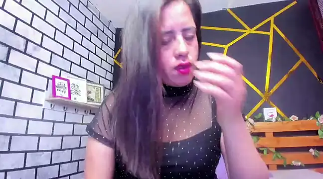 kathina giraldo online show from 12-24-24, 05:02