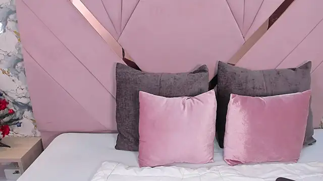 kaylin jann online show from 12-18-25, 05:30