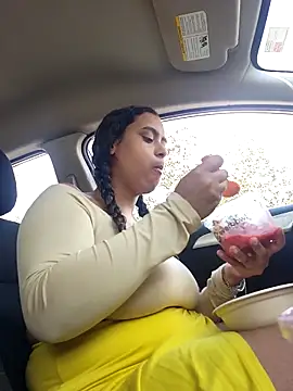 cinnaminnie online show from 03-14-25, 07:23