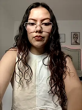 Snapshot of Eva_lenox chatting on 09-15-25, 05:18 Eva lenox online show from 09-15-25, 05:18