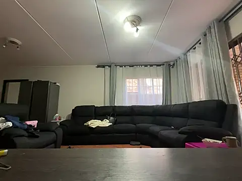 Snapshot of Dicktator16 chatting on 02-17-26, 04:09 Dicktator16 online show from 02-17-26, 04:09