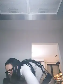 Snapshot of Jujuicy_97 chatting on 10-24-25, 06:15 Jujuicy 97 online show from 10-24-25, 06:15