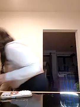 Snapshot of Jujuicy_97 chatting on 12-03-25, 06:39 Jujuicy 97 online show from 12-03-25, 06:39