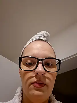 Snapshot of Jujuicy_97 chatting on 02-07-26, 05:00 Jujuicy 97 online show from 02-07-26, 05:00