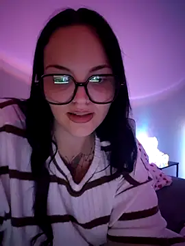 Snapshot of Jujuicy_97 chatting on 06-16-26, 08:33 Jujuicy 97 online show from 06-16-26, 08:33