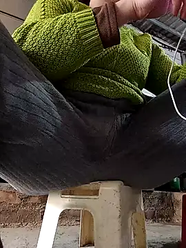 JasminePham online show from 12-20-24, 07:12