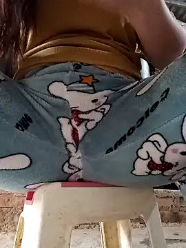 JasminePham online show from 01-20-25, 07:25