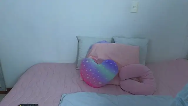 Lorenne Miller online show from 01-23-25, 12:35