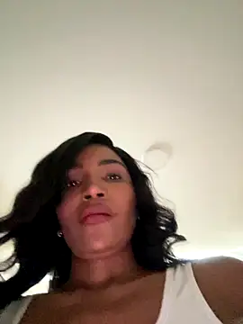 Snapshot of Jessie-pradoo chatting on 09-18-25, 04:42 Jessie-pradoo online show from 09-18-25, 04:42