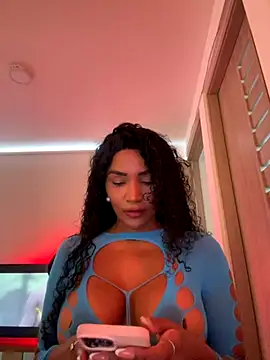 Jessie-pradoo online show from 11-03-25, 08:21