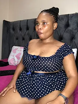 Snapshot of Anaelle24 chatting on 02-09-26, 05:17 Anaelle24 online show from 02-09-26, 05:17