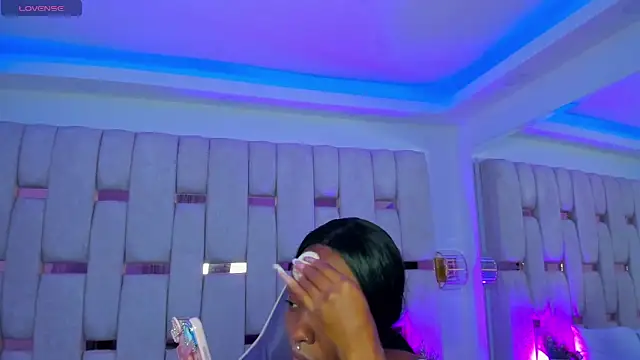 mia schwarz online show from 03-02-26, 09:54