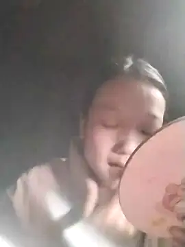 Snapshot of lytamye chatting on 12-19-24, 02:45 lytamye online show from 12-19-24, 02:45