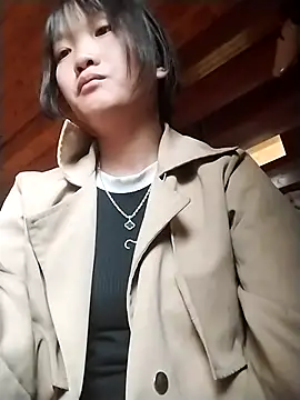 Snapshot of lytamye chatting on 03-05-25, 10:22 lytamye online show from 03-05-25, 10:22