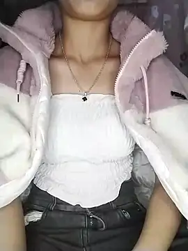 Snapshot of lytamye chatting on 03-07-25, 09:07 lytamye online show from 03-07-25, 09:07