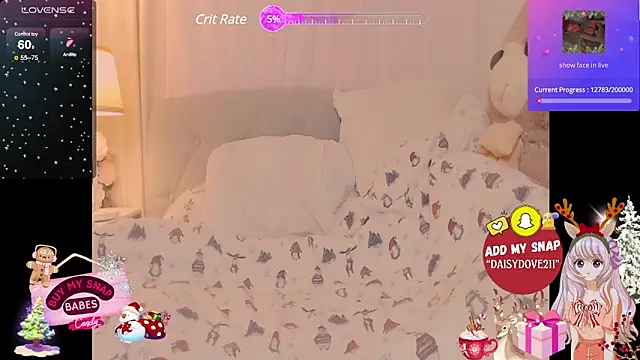 Snapshot of Blondecandie chatting on 12-15-24, 06:26 Blondecandie online show from 12-15-24, 06:26