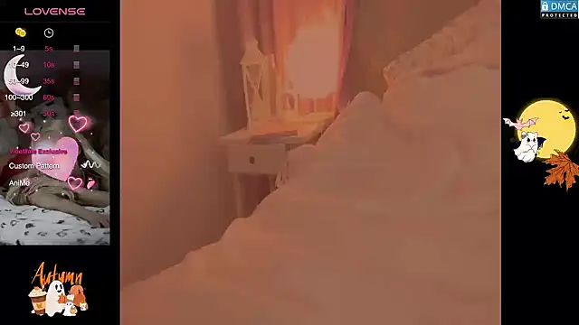 Snapshot of Blondecandie chatting on 10-19-25, 03:23 Blondecandie online show from 10-19-25, 03:23