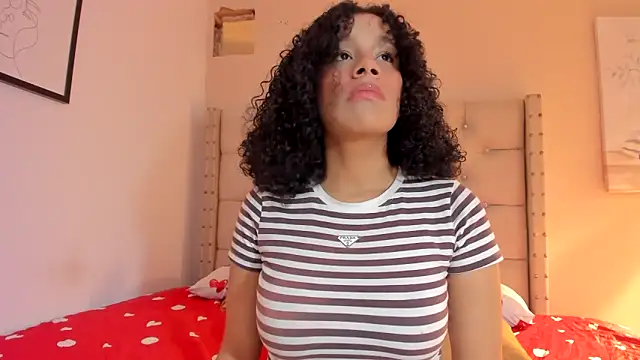 Snapshot of vanesasexyhot21 chatting on 02-11-26, 02:16 vanesasexyhot21 online show from 02-11-26, 02:16