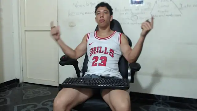 ethan noir online show from 02-01-26, 08:46