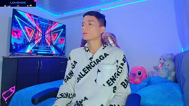 Snapshot of bryamer_19 chatting on 01-04-25, 01:10 bryamer 19 online show from 01-04-25, 01:10