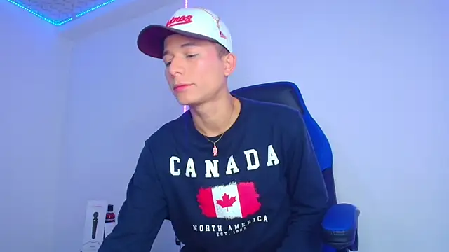 Snapshot of bryamer_19 chatting on 02-17-25, 03:36 bryamer 19 online show from 02-17-25, 03:36