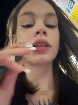 Street young online show from 03-09-25, 04:33