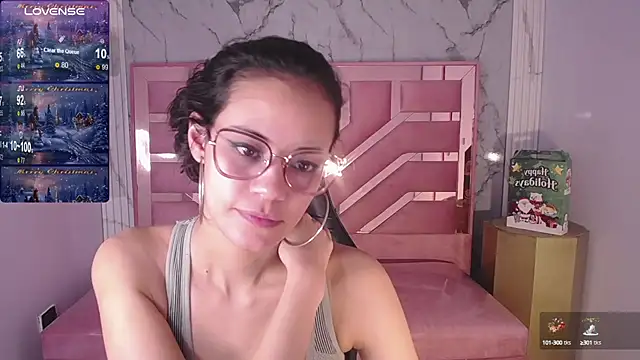 Snapshot of Tyna_ch chatting on 12-21-24, 01:36 Tyna ch online show from 12-21-24, 01:36