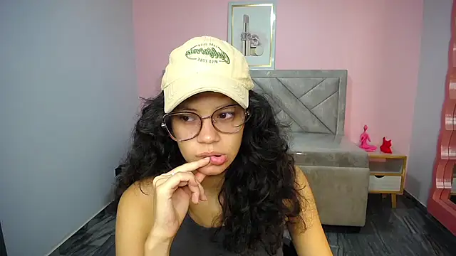 Snapshot of Tyna_ch chatting on 06-26-26, 12:42 Tyna ch online show from 06-26-26, 12:42