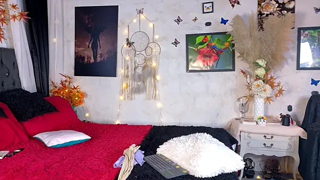 Snapshot of Kyara_Queen chatting on 03-01-26, 04:53 Kyara Queen online show from 03-01-26, 04:53