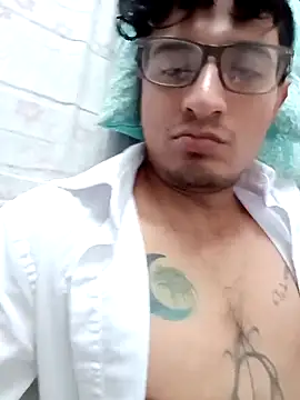 Snapshot of ale3J4a chatting on 02-14-26, 04:59 ale3J4a online show from 02-14-26, 04:59