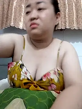 VyOanh2K online show from 02-19-26, 05:42