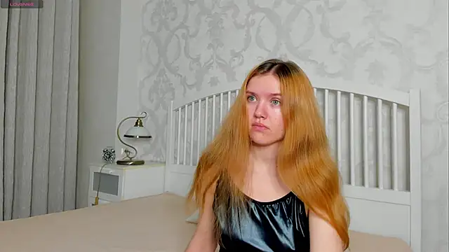 Eva  Lewis online show from 05-28-26, 03:53