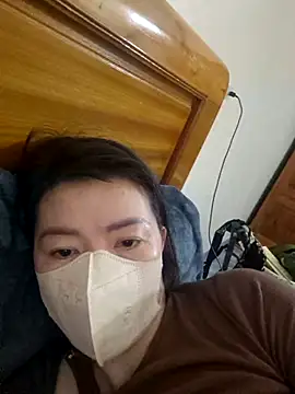 Snapshot of Susu204 chatting on 12-16-24, 04:38 Susu204 online show from 12-16-24, 04:38