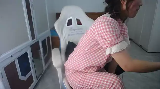 Snapshot of Susu204 chatting on 03-16-25, 04:09 Susu204 online show from 03-16-25, 04:09