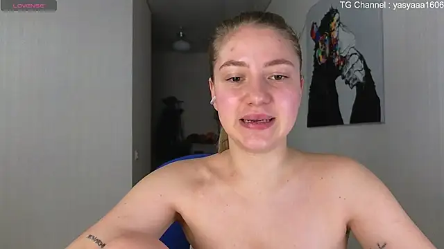 Snapshot of Yassyaaa chatting on 11-03-25, 04:36 Yassyaaa online show from 11-03-25, 04:36