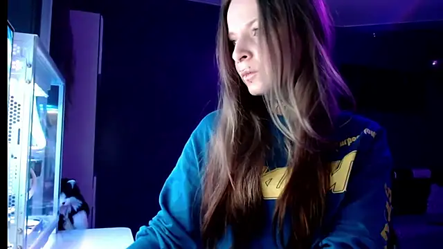 Snapshot of InesGold chatting on 01-27-25, 04:11 InesGold online show from 01-27-25, 04:11