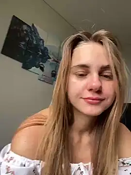 Snapshot of GraceTorrez chatting on 12-02-24, 10:28 GraceTorrez online show from 12-02-24, 10:28